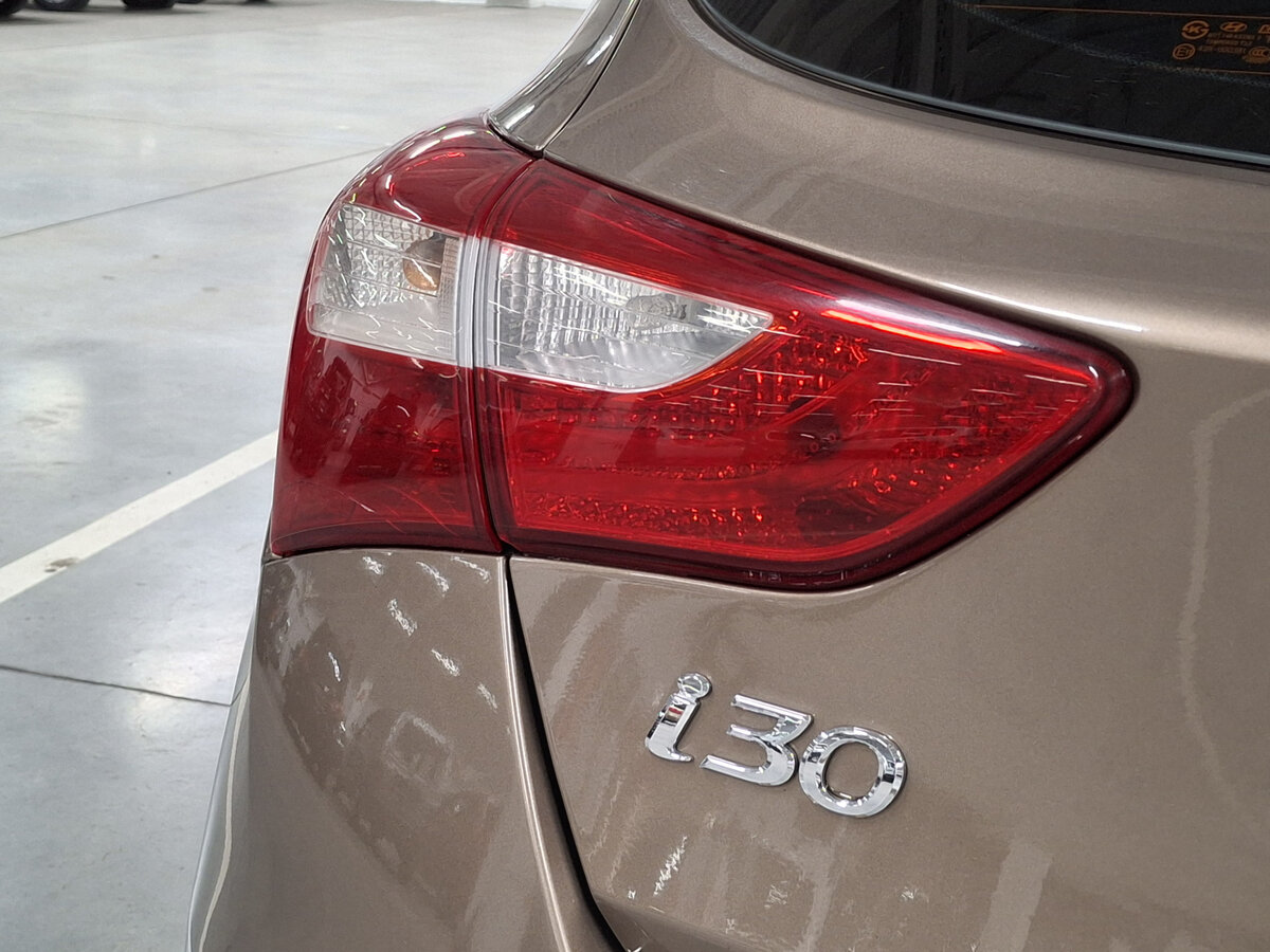 Купить Hyundai i30 с пробегом. Фото: #8