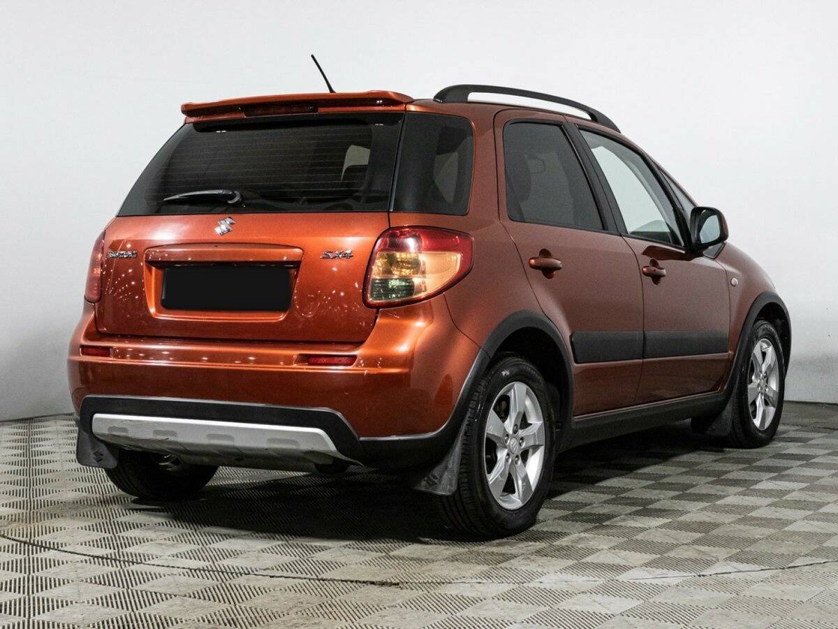 Купить Suzuki SX4 с пробегом. Фото: #4