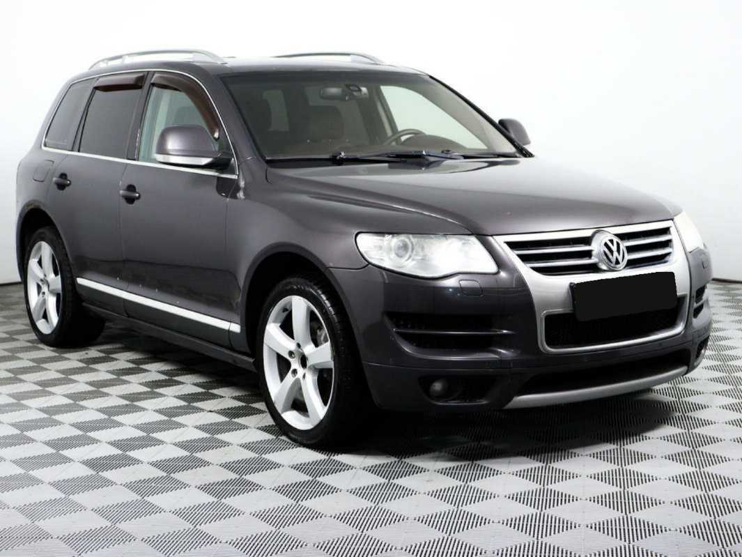Купить Volkswagen Touareg с пробегом. Фото: #2