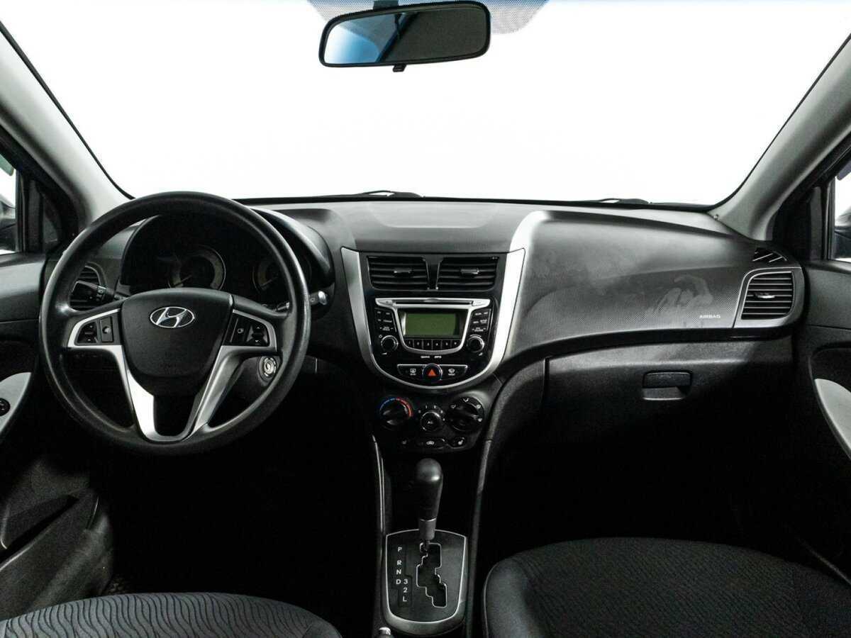 Купить Hyundai Solaris с пробегом. Фото: #12