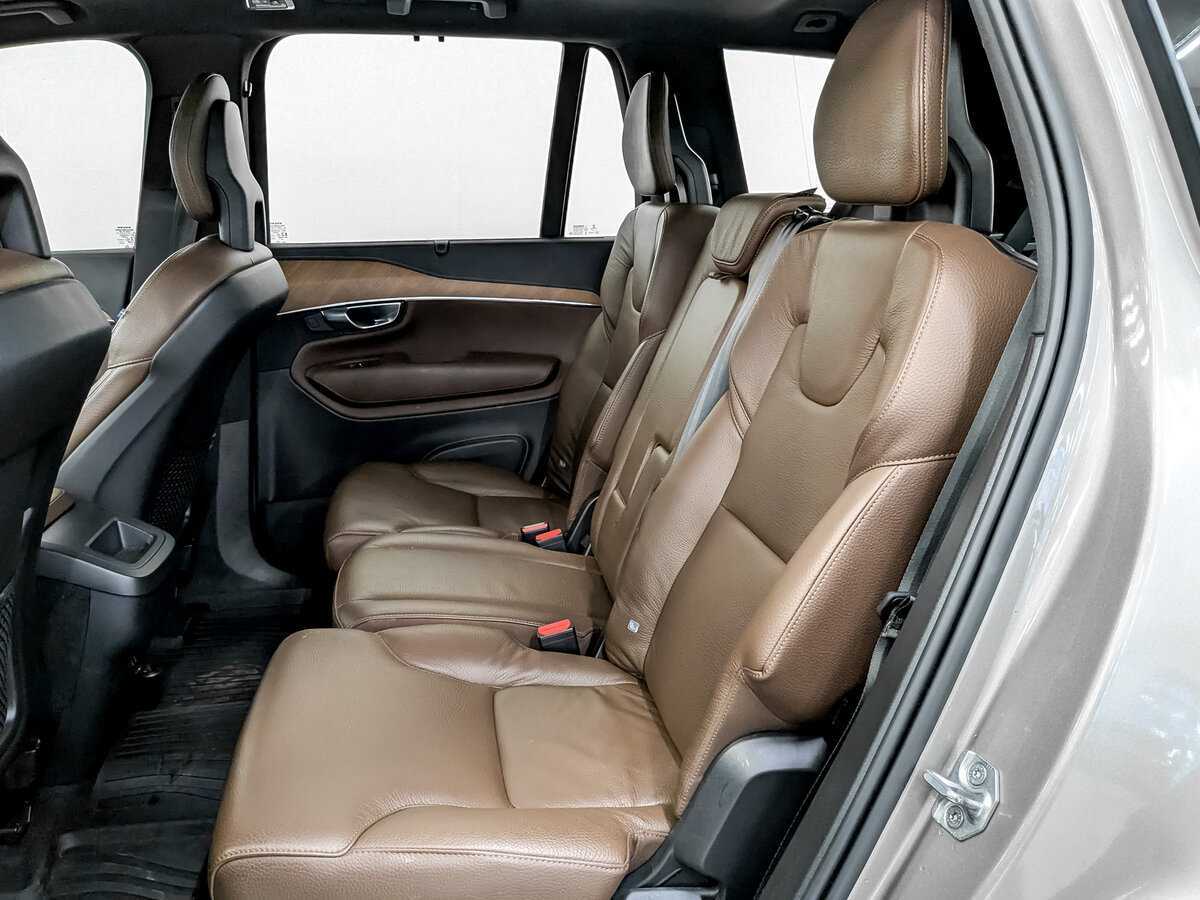 Купить Volvo XC90 с пробегом. Фото: #11