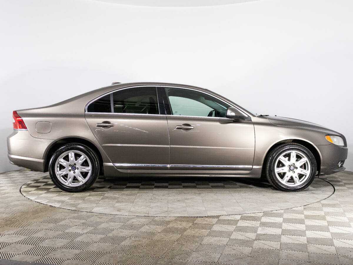 Купить Volvo S80 с пробегом. Фото: #3