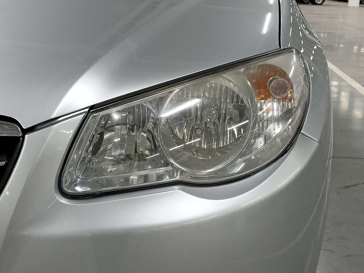 Купить Hyundai Elantra с пробегом. Фото: #16