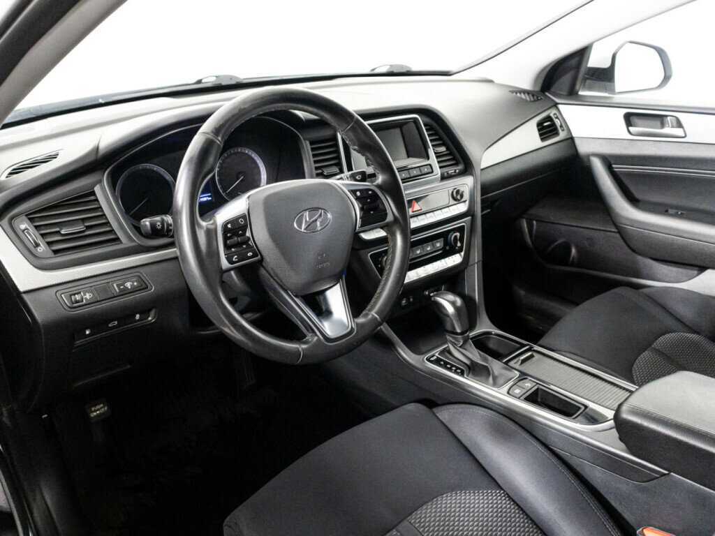 Купить Hyundai Sonata с пробегом. Фото: #10