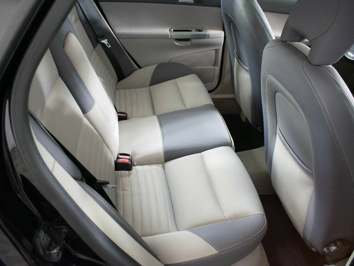 Купить Volvo S40 с пробегом. Фото: #7