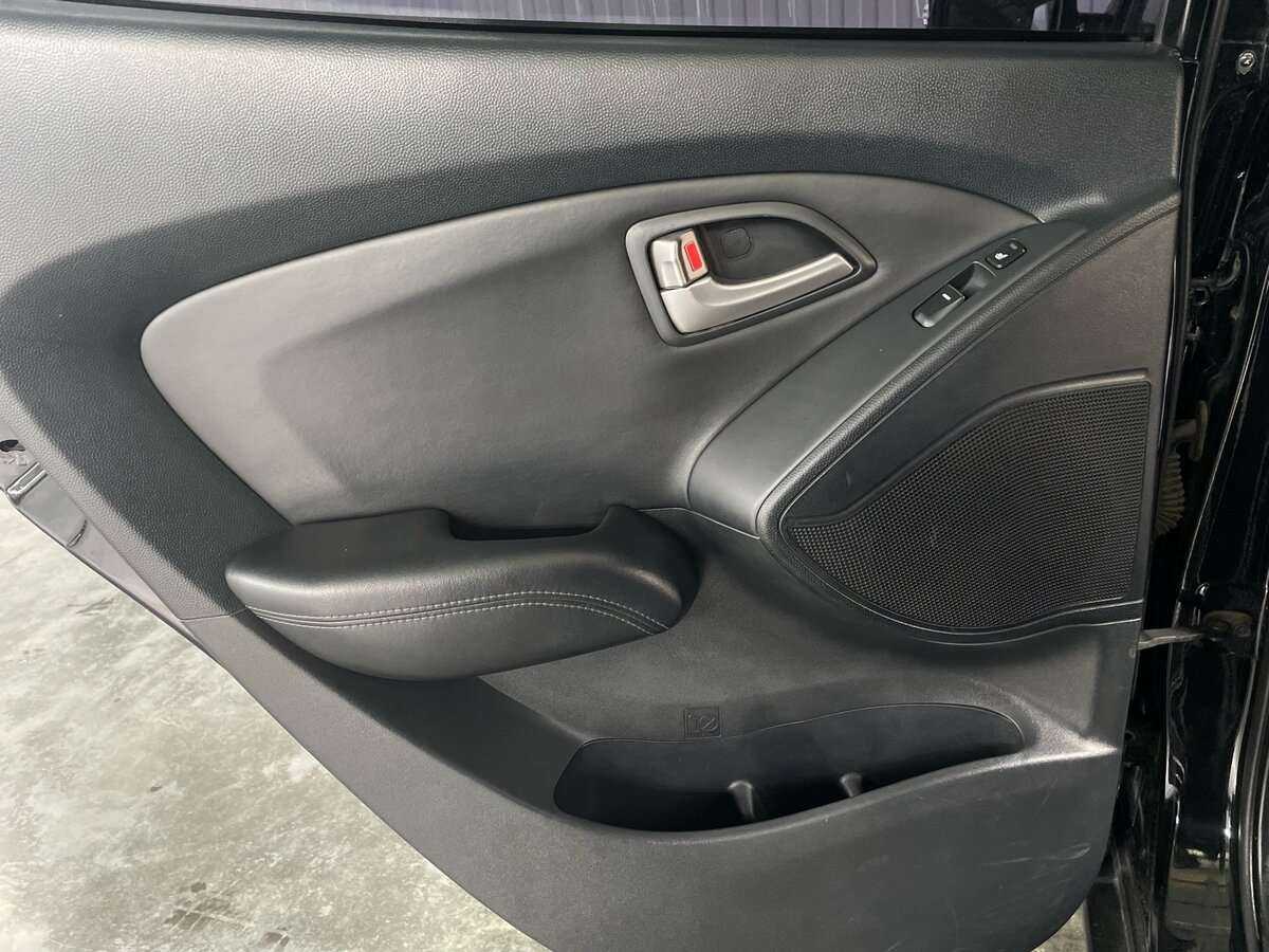 Купить Hyundai ix35 с пробегом. Фото: #15