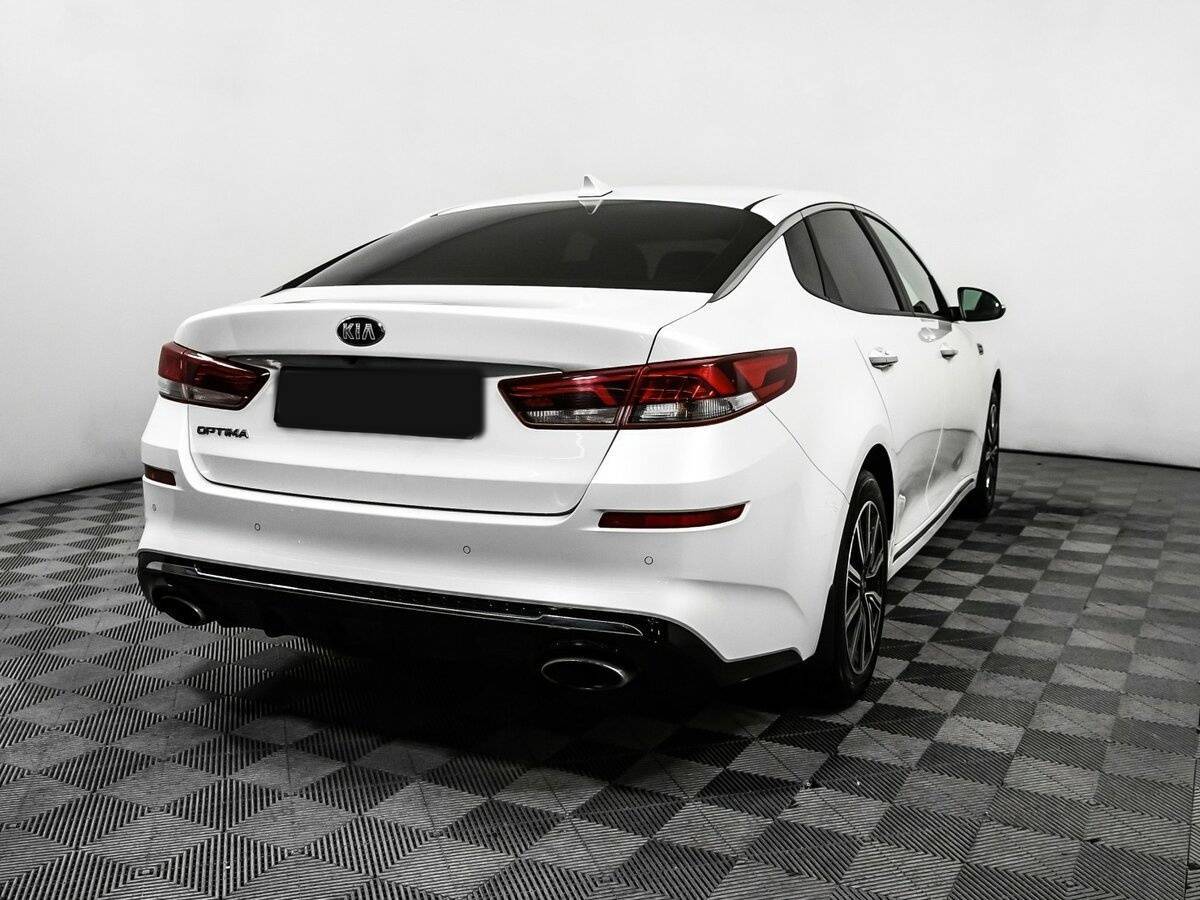 Купить Kia Optima с пробегом. Фото: #4