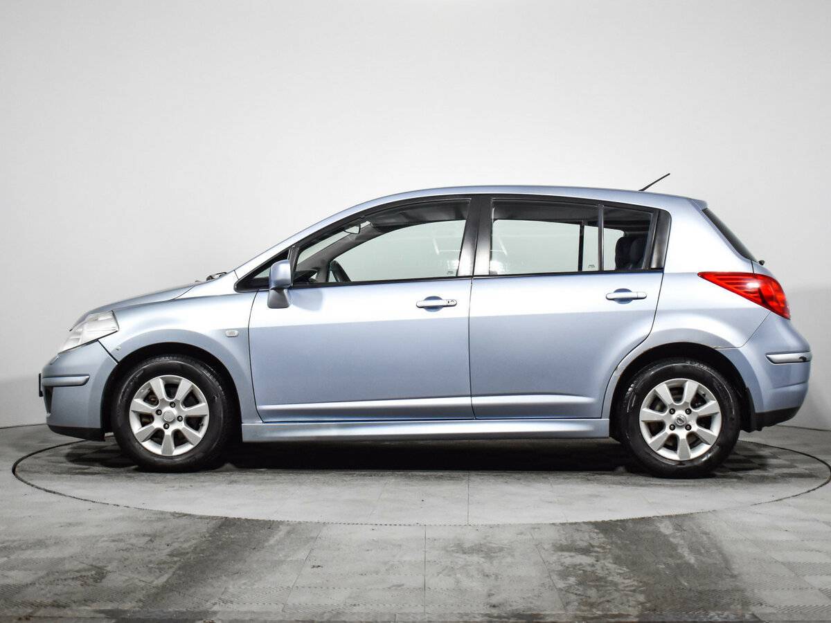 Купить Nissan Tiida с пробегом. Фото: #7