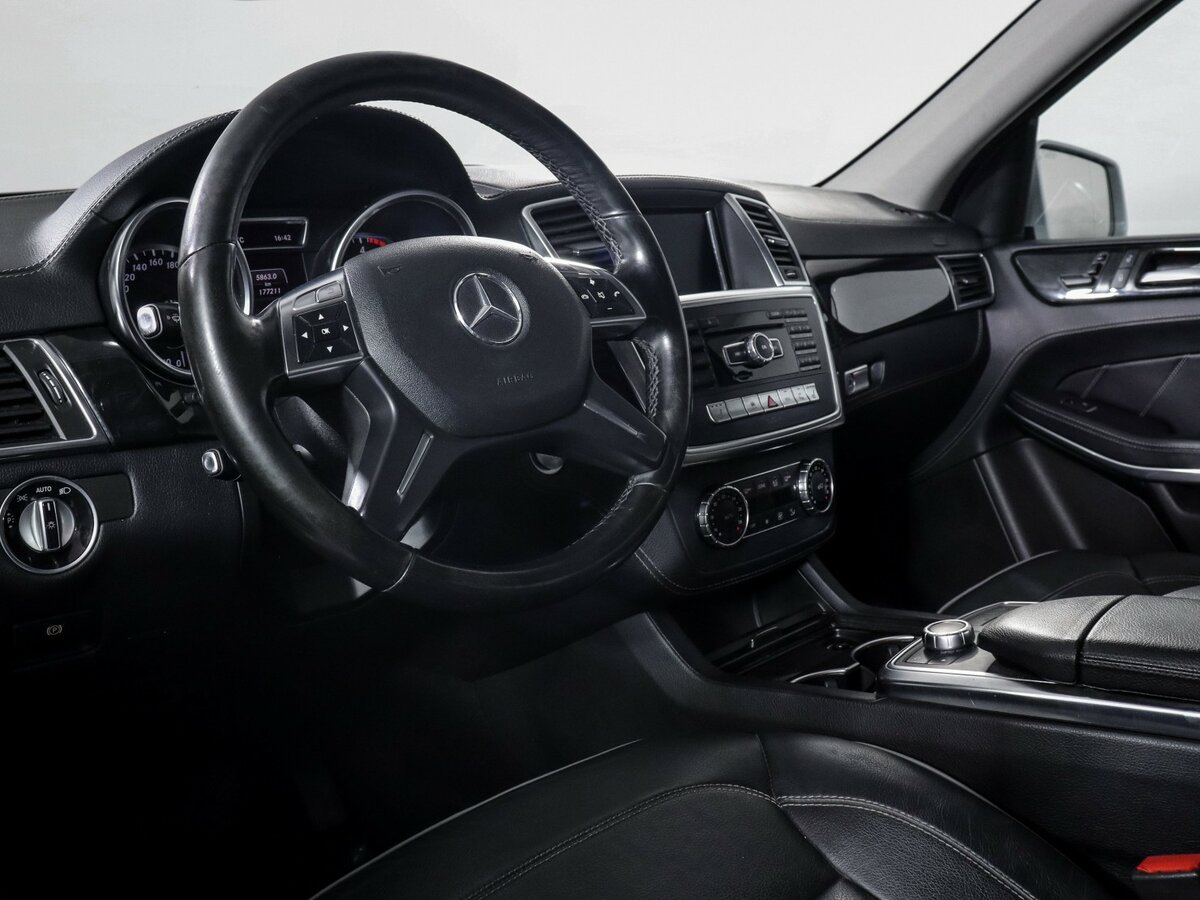 Купить Mercedes-Benz GL-Класс с пробегом. Фото: #10