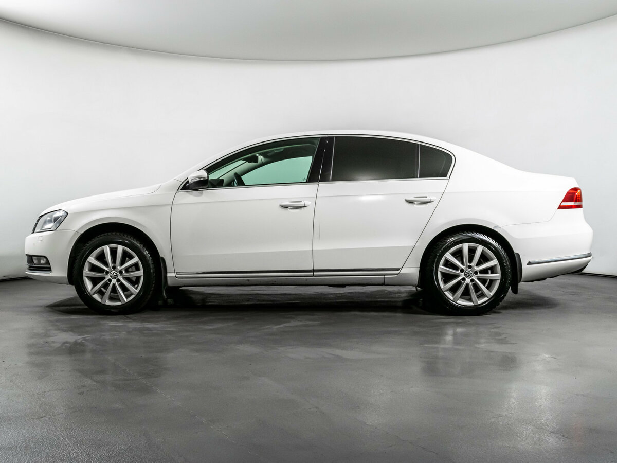Купить Volkswagen Passat с пробегом. Фото: #7