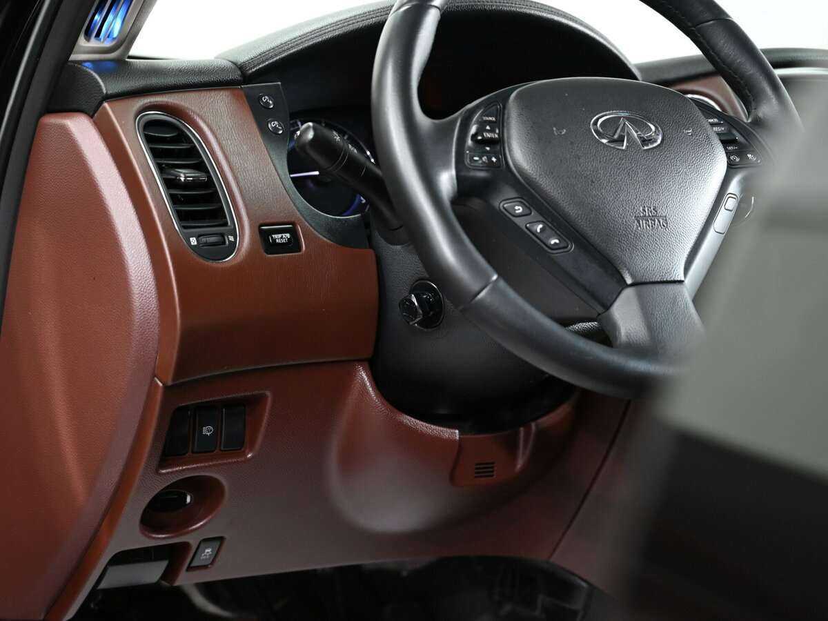 Купить Infiniti EX с пробегом. Фото: #10
