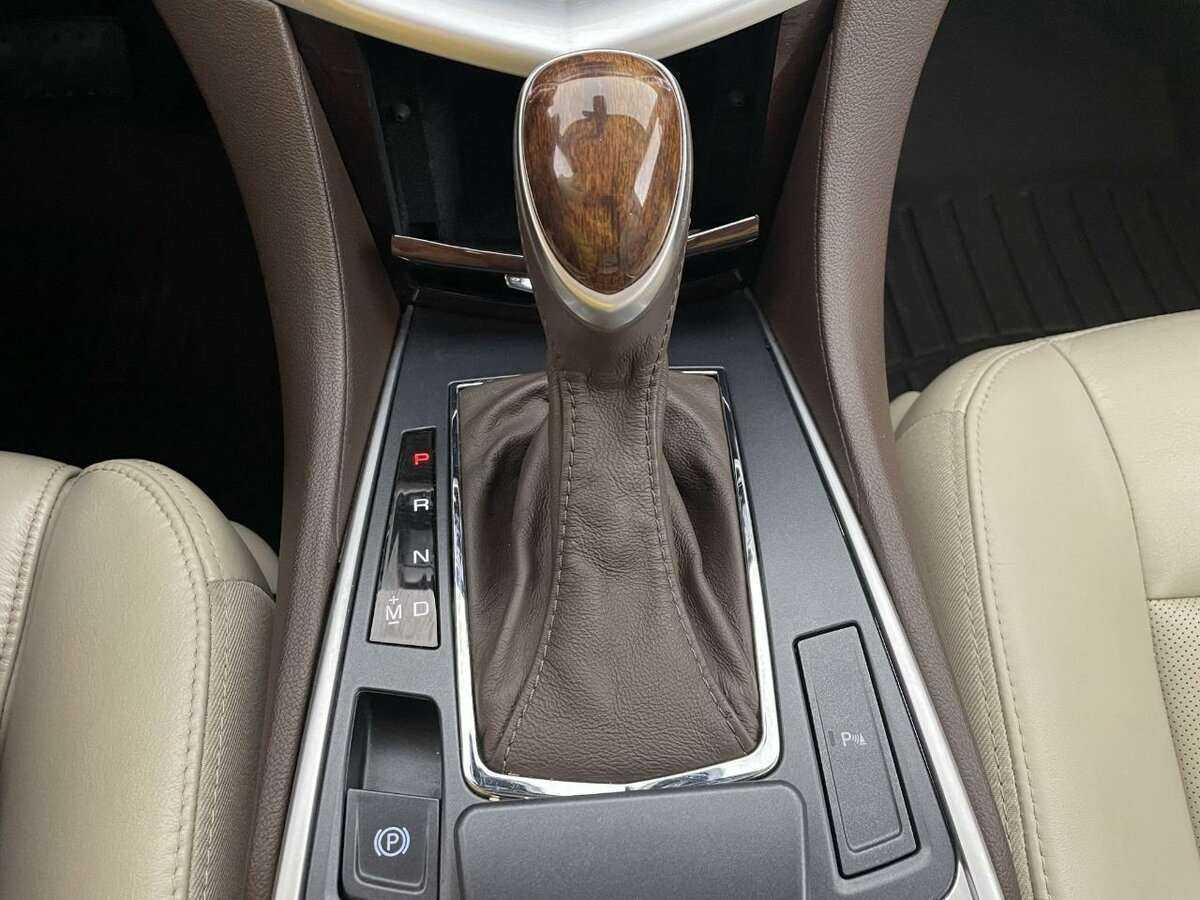 Купить Cadillac SRX с пробегом. Фото: #12