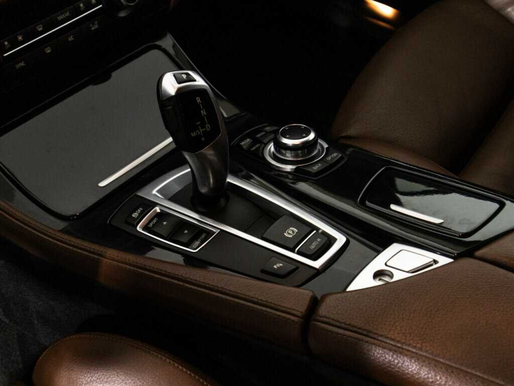 Купить BMW 5 серии с пробегом. Фото: #14