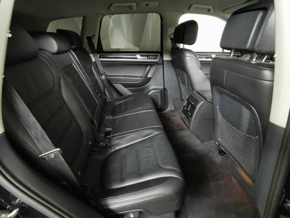 Купить Volkswagen Touareg с пробегом. Фото: #11