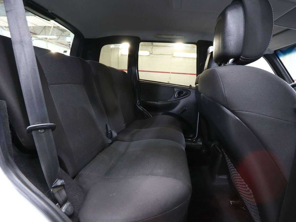 Купить Chevrolet Niva с пробегом. Фото: #11