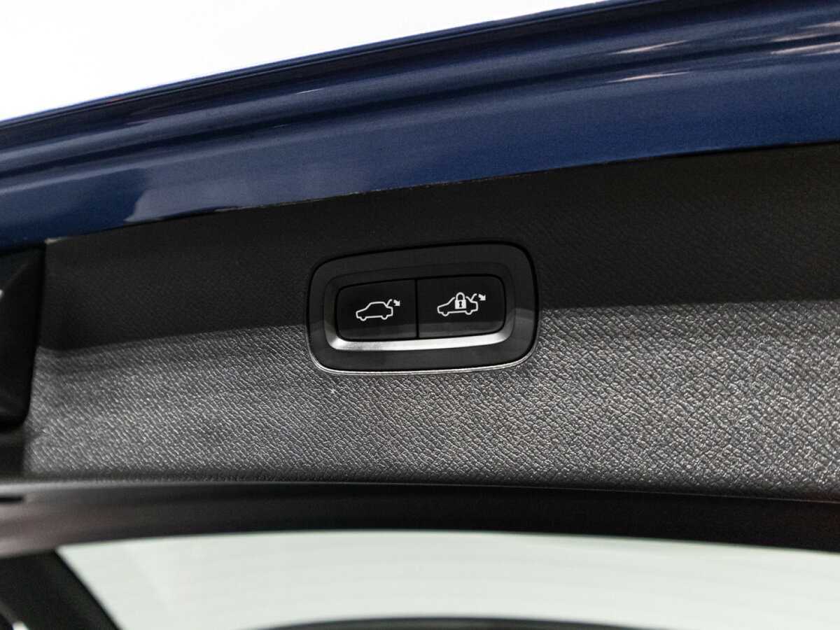 Купить Volvo XC90 с пробегом. Фото: #15