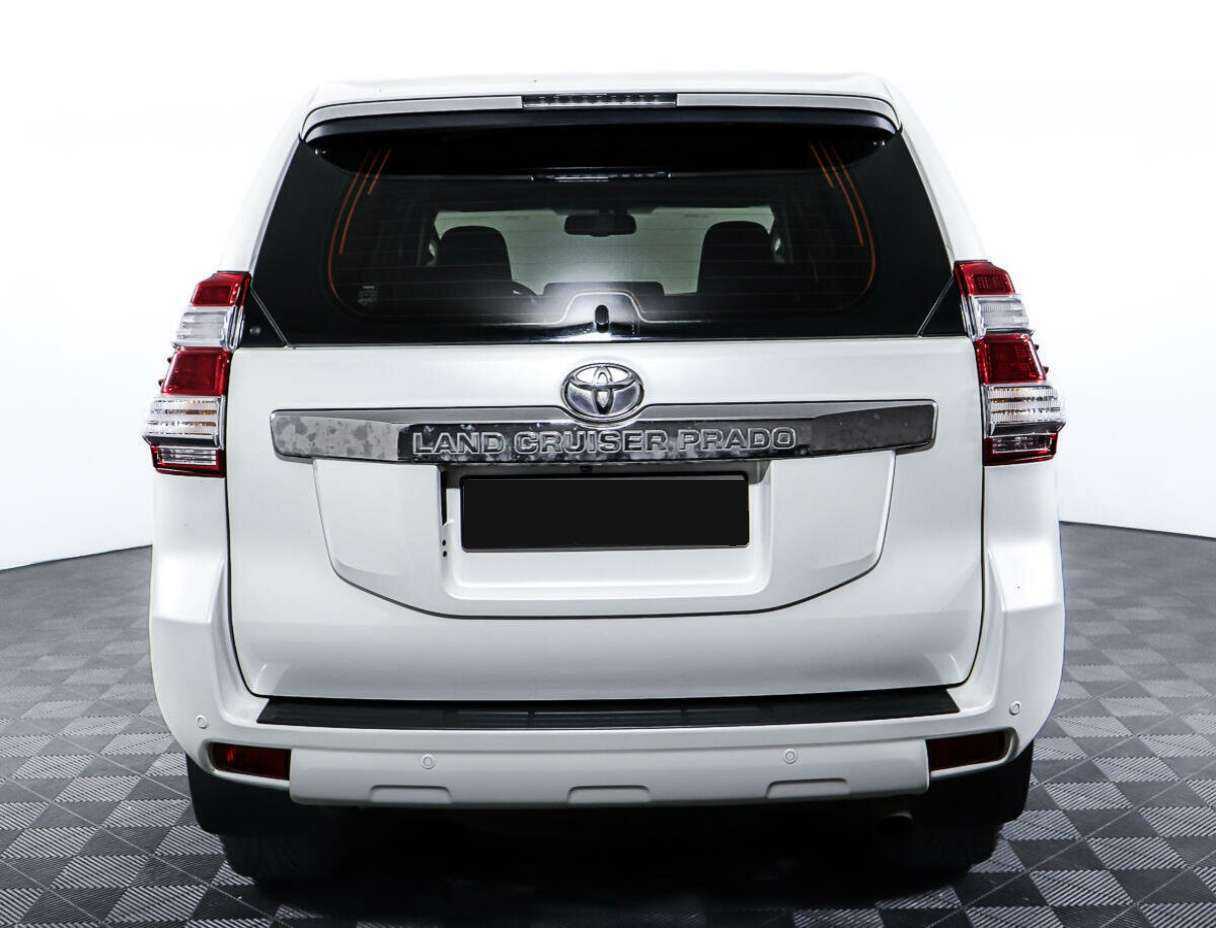 Купить Toyota Land Cruiser Prado с пробегом. Фото: #5