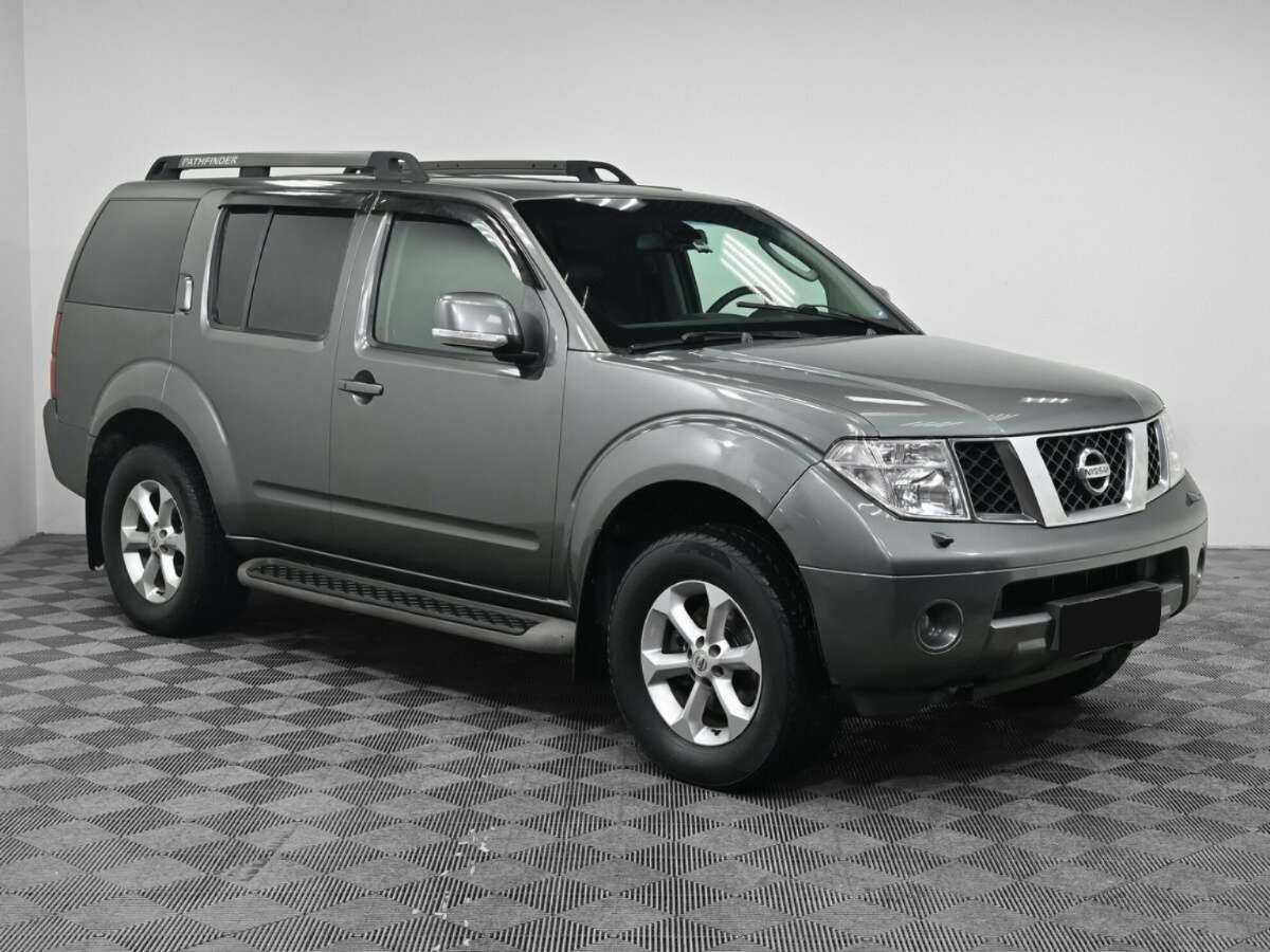 Купить Nissan Pathfinder с пробегом. Фото: #2