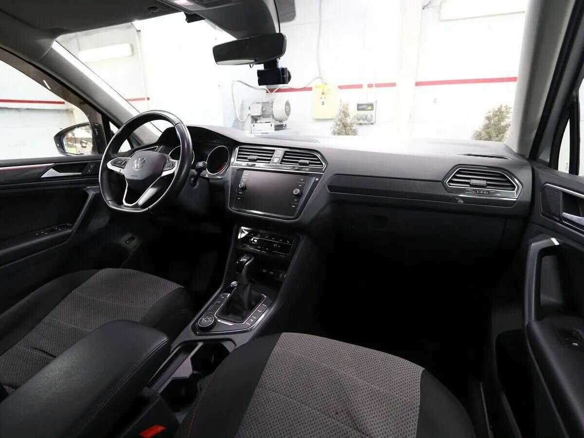 Купить Volkswagen Tiguan с пробегом. Фото: #15
