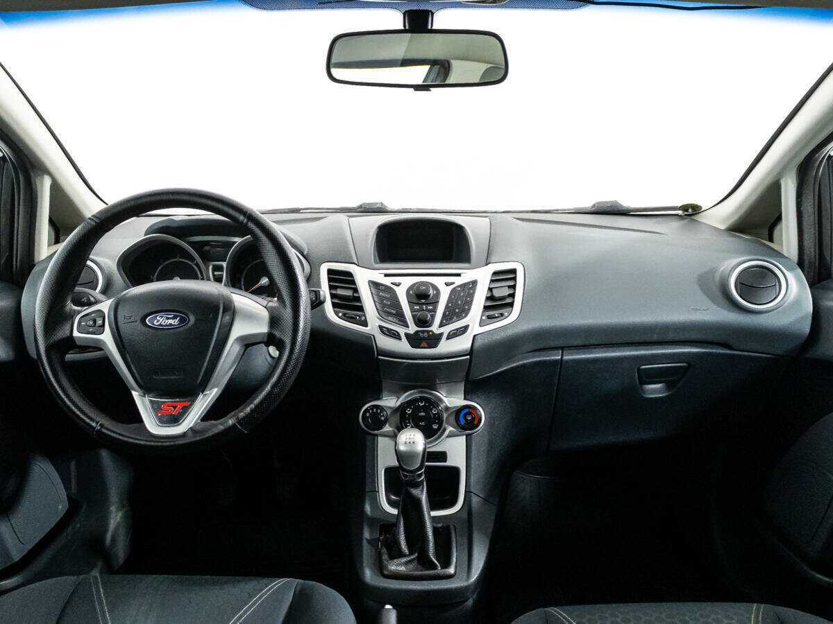 Купить Ford Fiesta с пробегом. Фото: #12