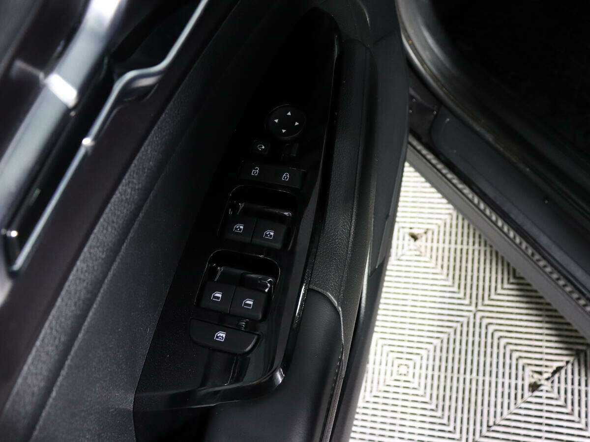 Купить Kia Sportage с пробегом. Фото: #14