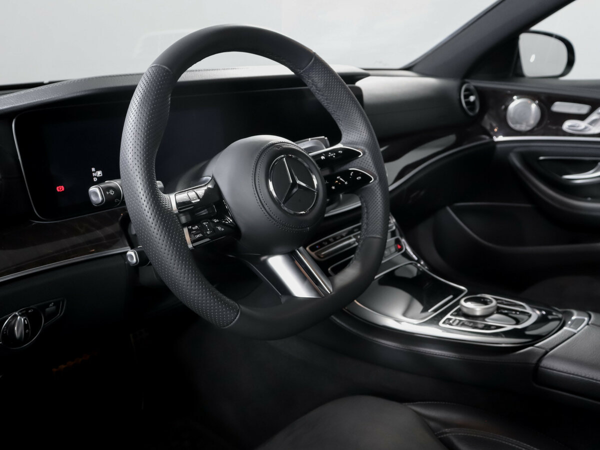 Купить Mercedes-Benz E-Класс с пробегом. Фото: #13
