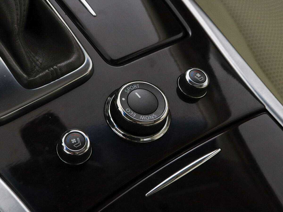 Купить Infiniti M с пробегом. Фото: #13