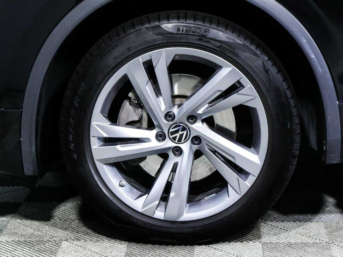 Купить Volkswagen Tiguan с пробегом. Фото: #11