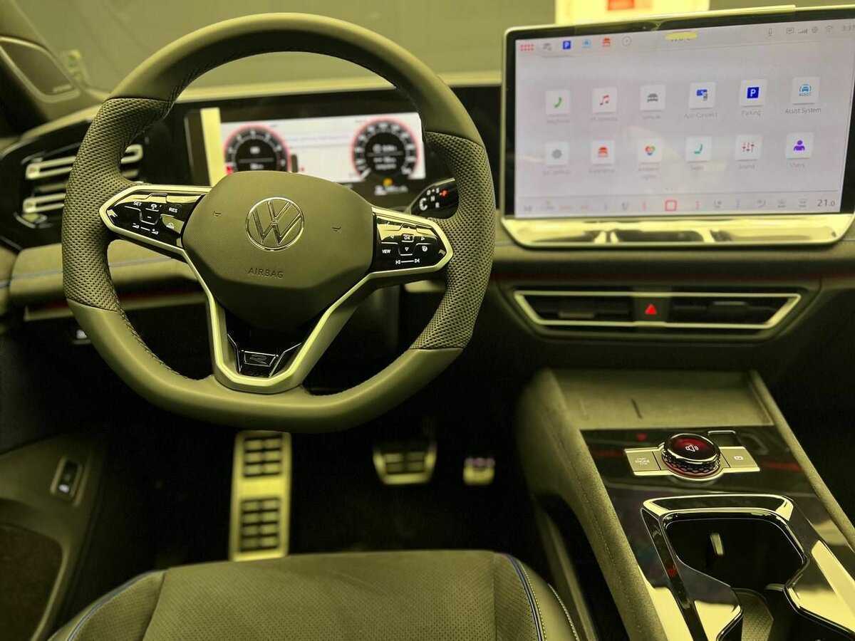 Купить Volkswagen Tiguan с пробегом. Фото: #5