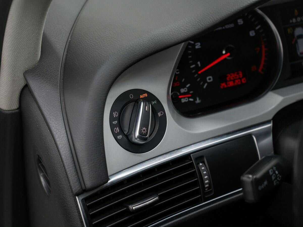 Купить Audi A6 allroad с пробегом. Фото: #16