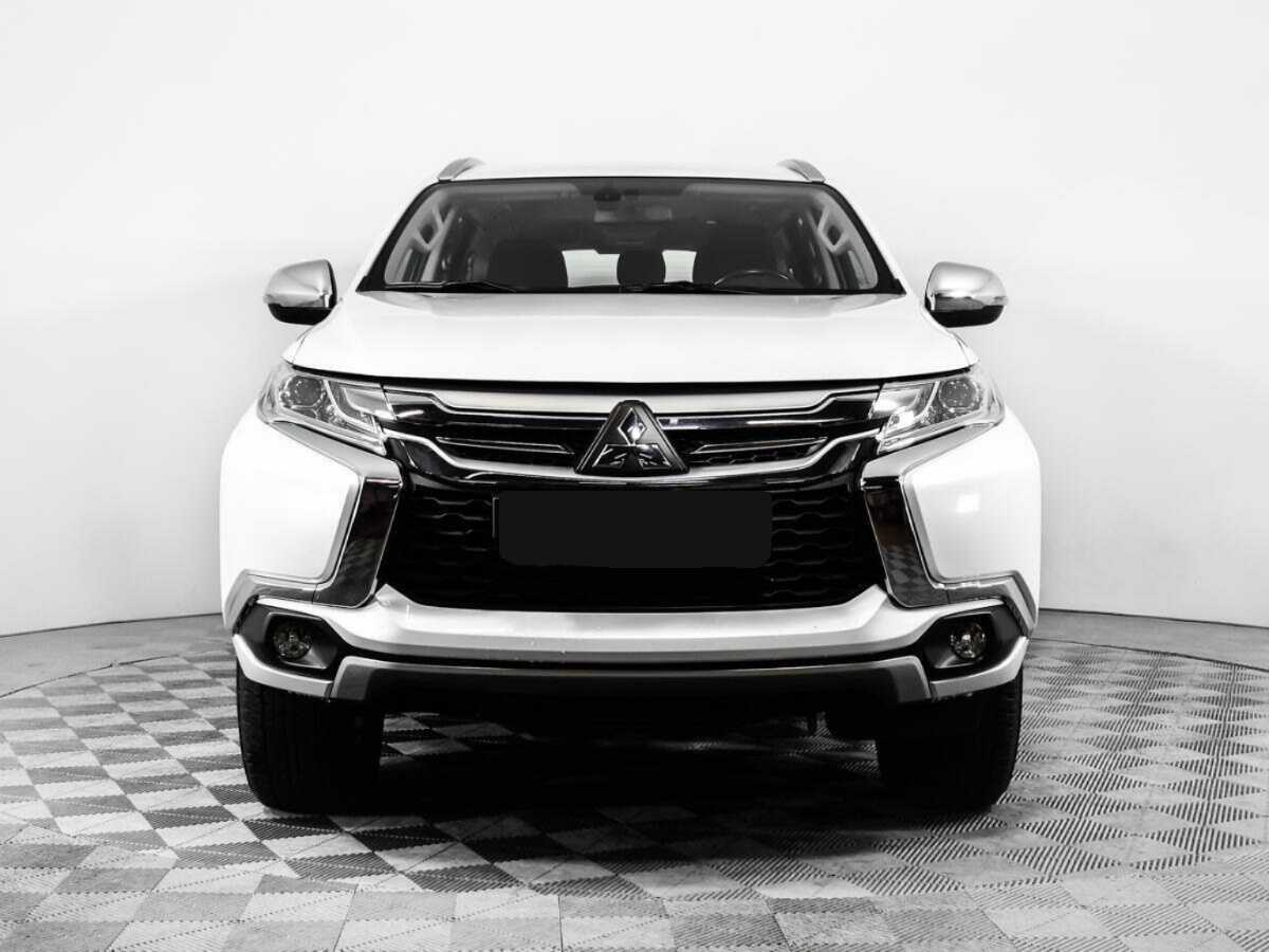 Купить Mitsubishi Pajero Sport с пробегом. Фото: #1