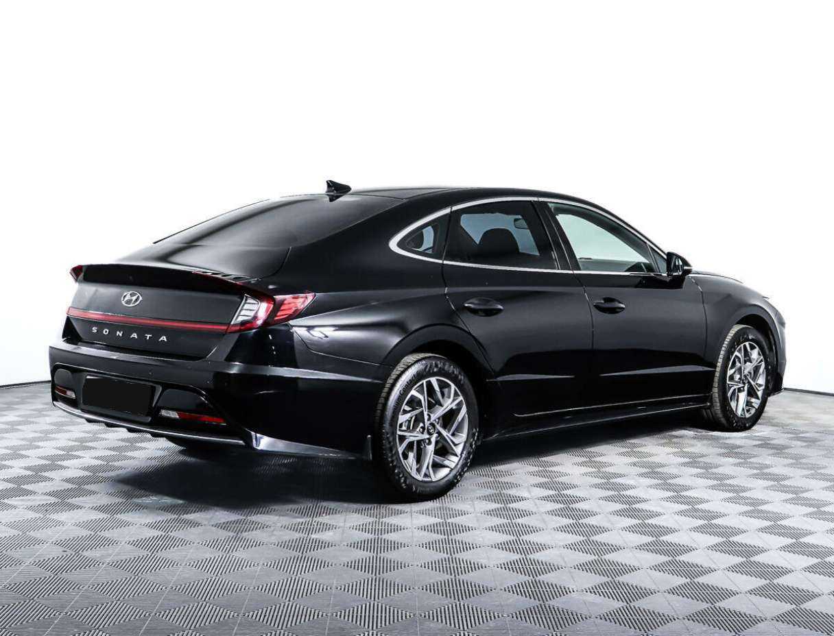 Купить Hyundai Sonata с пробегом. Фото: #4