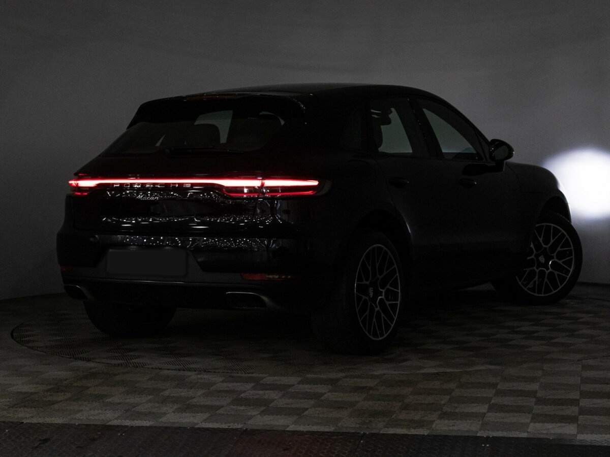 Купить Porsche Macan с пробегом. Фото: #27