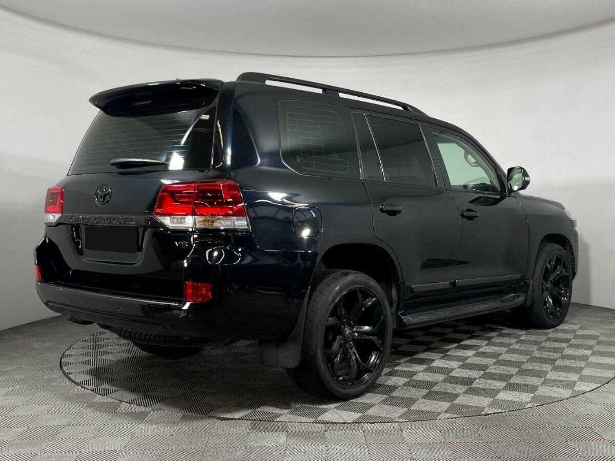 Купить Toyota Land Cruiser с пробегом. Фото: #4