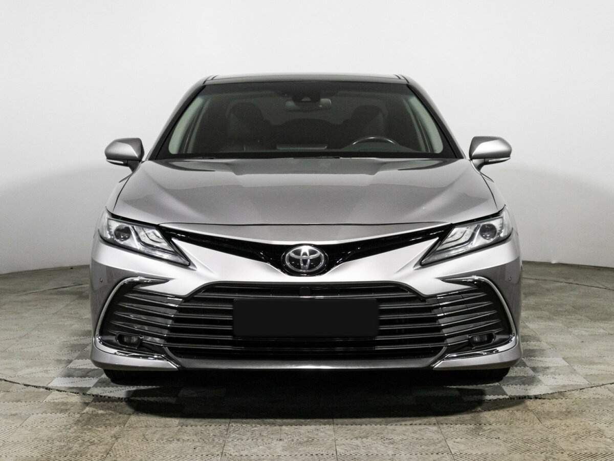 Купить Toyota Camry с пробегом. Фото: #1