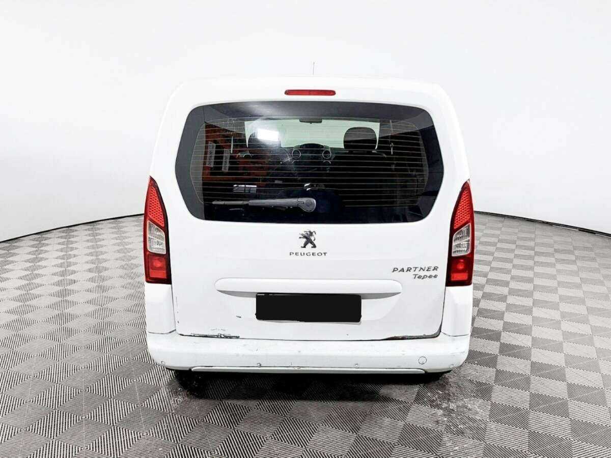 Купить Peugeot Partner с пробегом. Фото: #5
