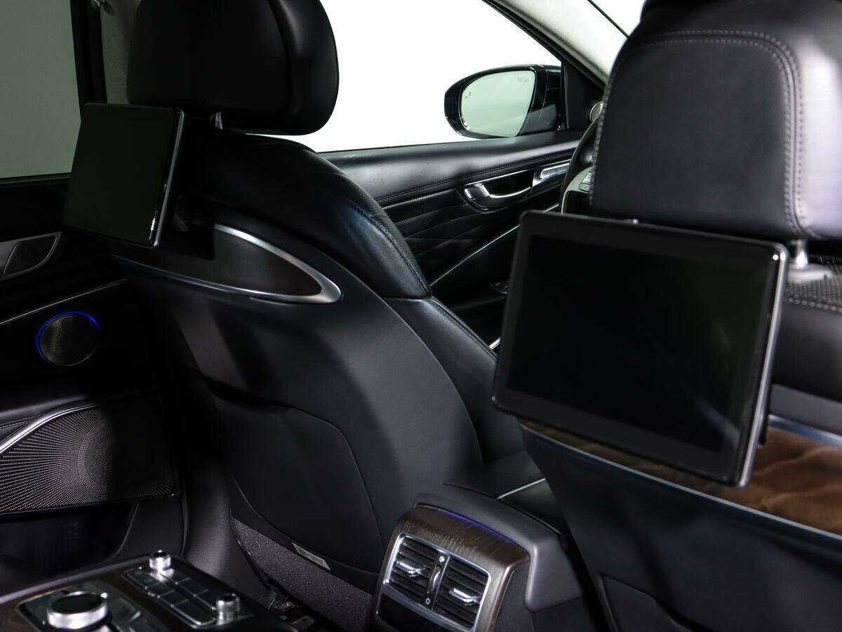 Купить Kia K900 с пробегом. Фото: #19