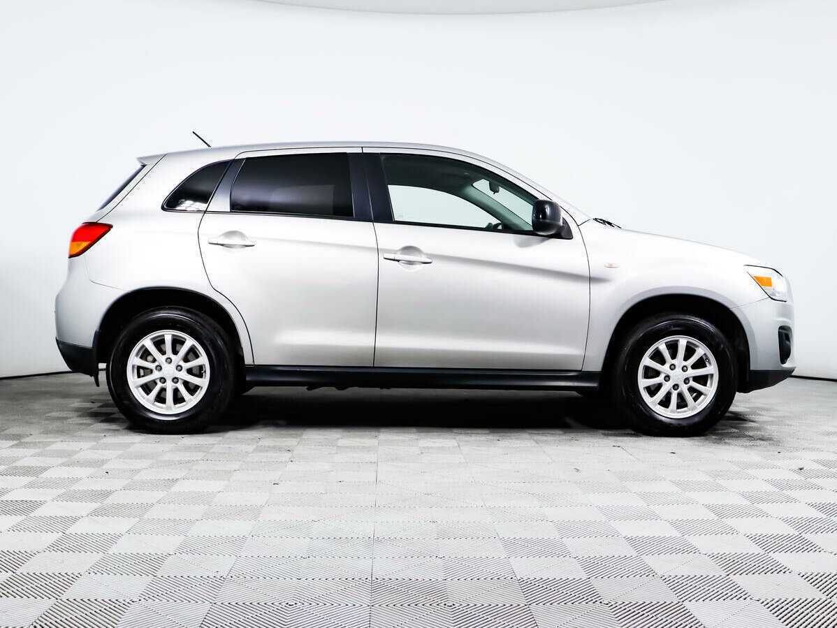 Купить Mitsubishi ASX с пробегом. Фото: #3