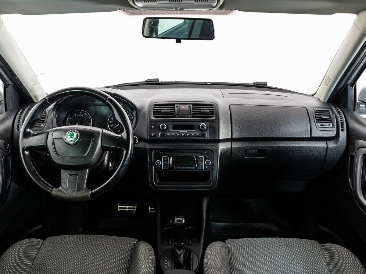 Купить Skoda Fabia с пробегом. Фото: #7