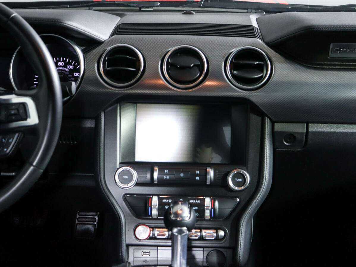 Купить Ford Mustang с пробегом. Фото: #12