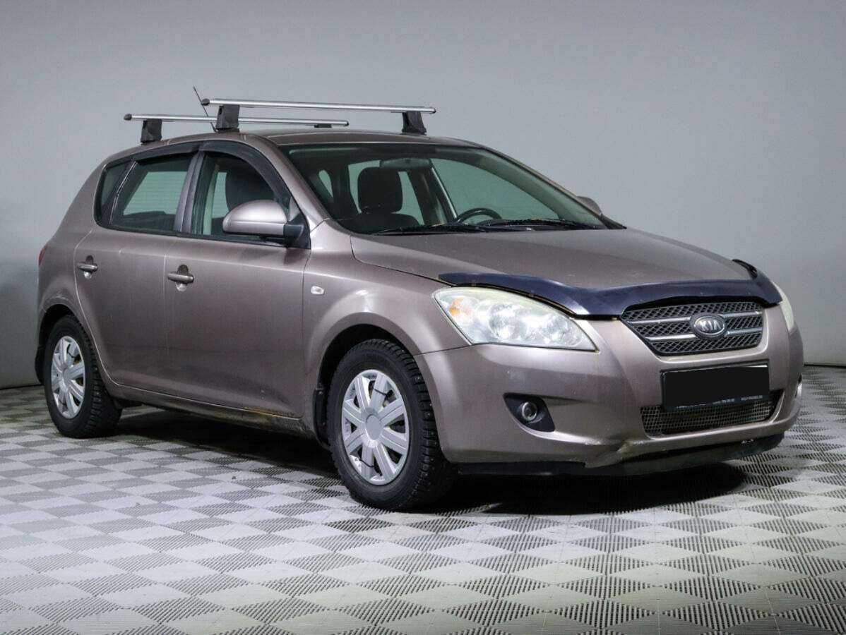 Купить Kia Ceed с пробегом. Фото: #2