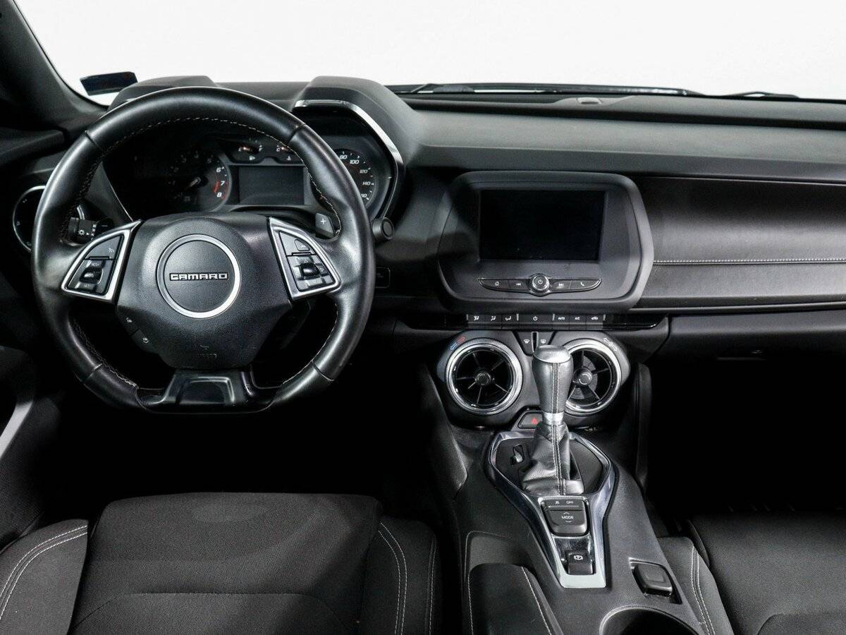 Купить Chevrolet Camaro с пробегом. Фото: #11