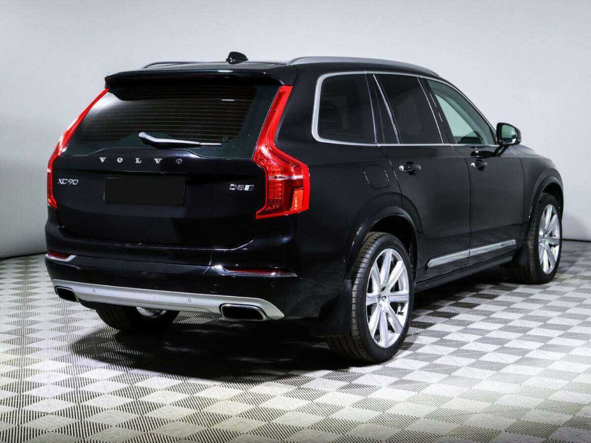 Купить Volvo XC90 с пробегом. Фото: #3