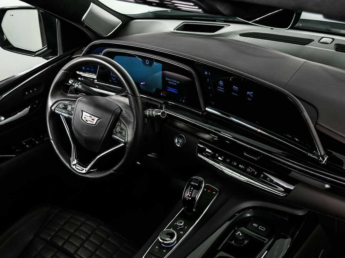 Купить Cadillac Escalade-V с пробегом. Фото: #19