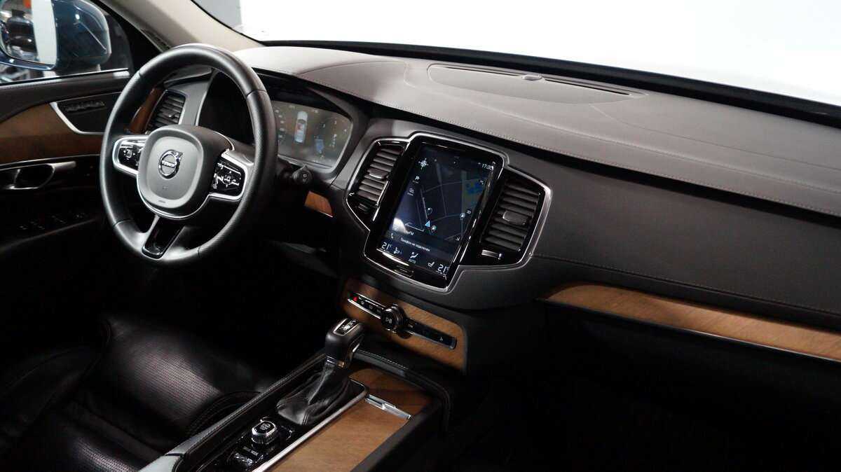 Купить Volvo XC90 с пробегом. Фото: #13
