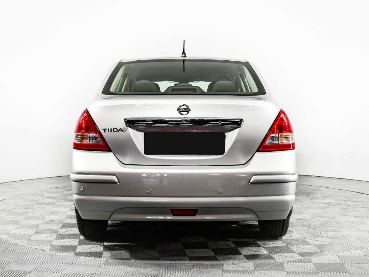 Купить Nissan Tiida с пробегом. Фото: #5