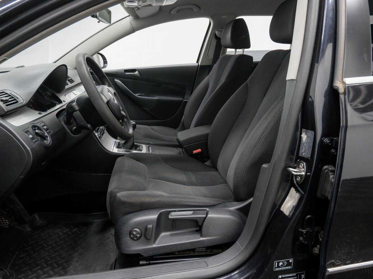 Купить Volkswagen Passat с пробегом. Фото: #13