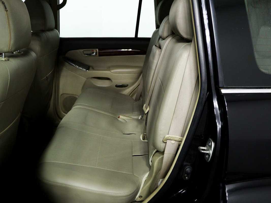 Купить Toyota Land Cruiser Prado с пробегом. Фото: #11