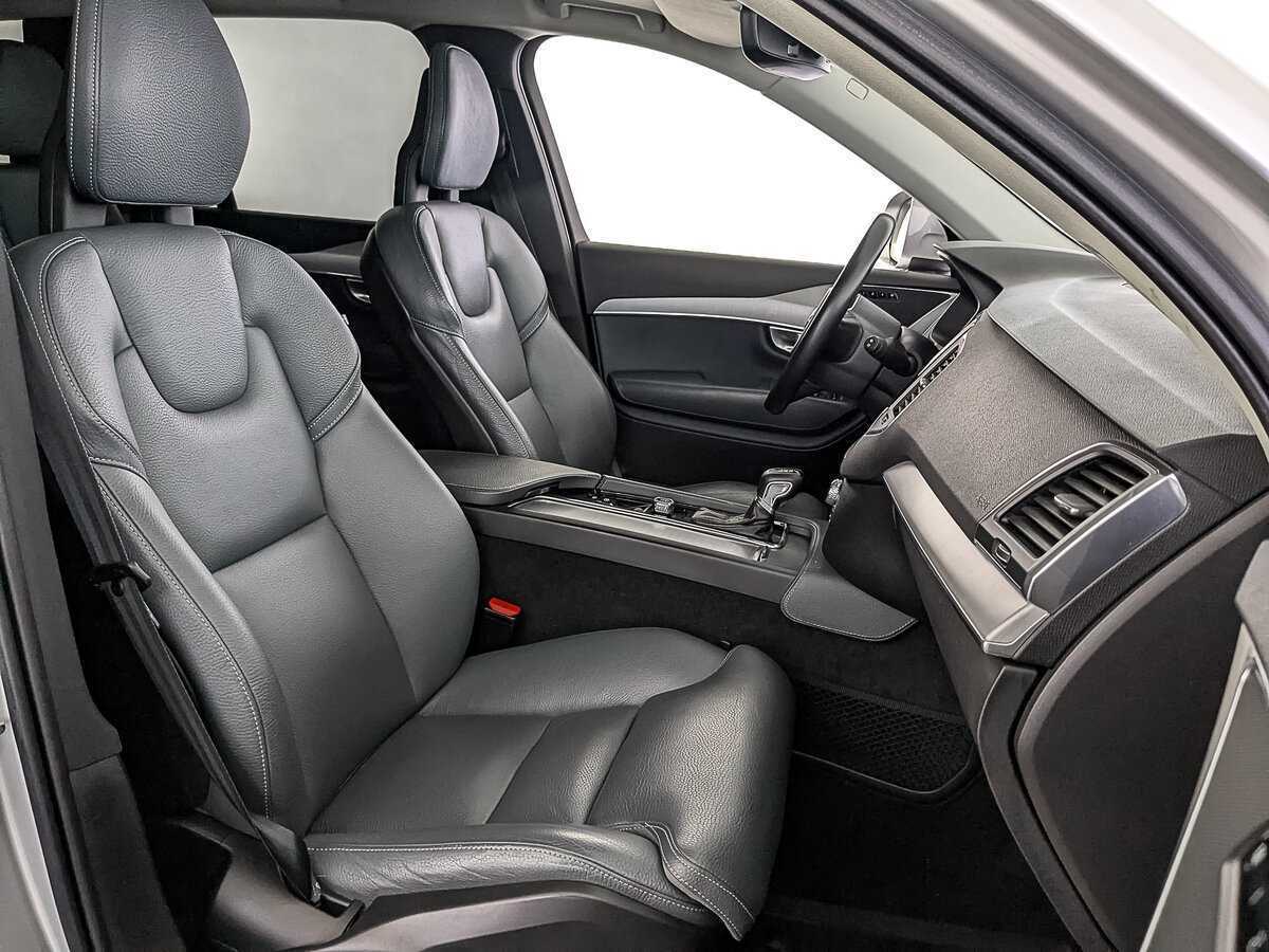 Купить Volvo XC90 с пробегом. Фото: #21