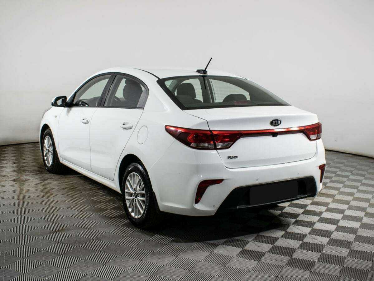Купить Kia Rio с пробегом. Фото: #5